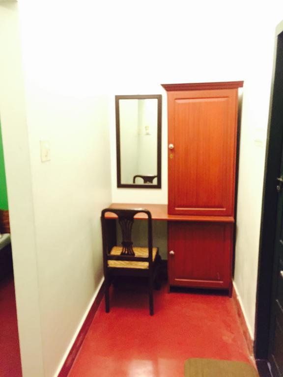 Elphinstone Residency Bed & Breakfast Kochi Ruang foto