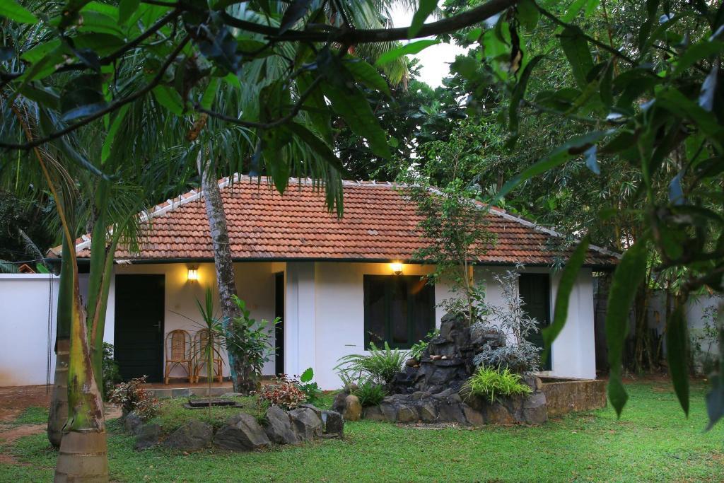 Elphinstone Residency Bed & Breakfast Kochi Bagian luar foto