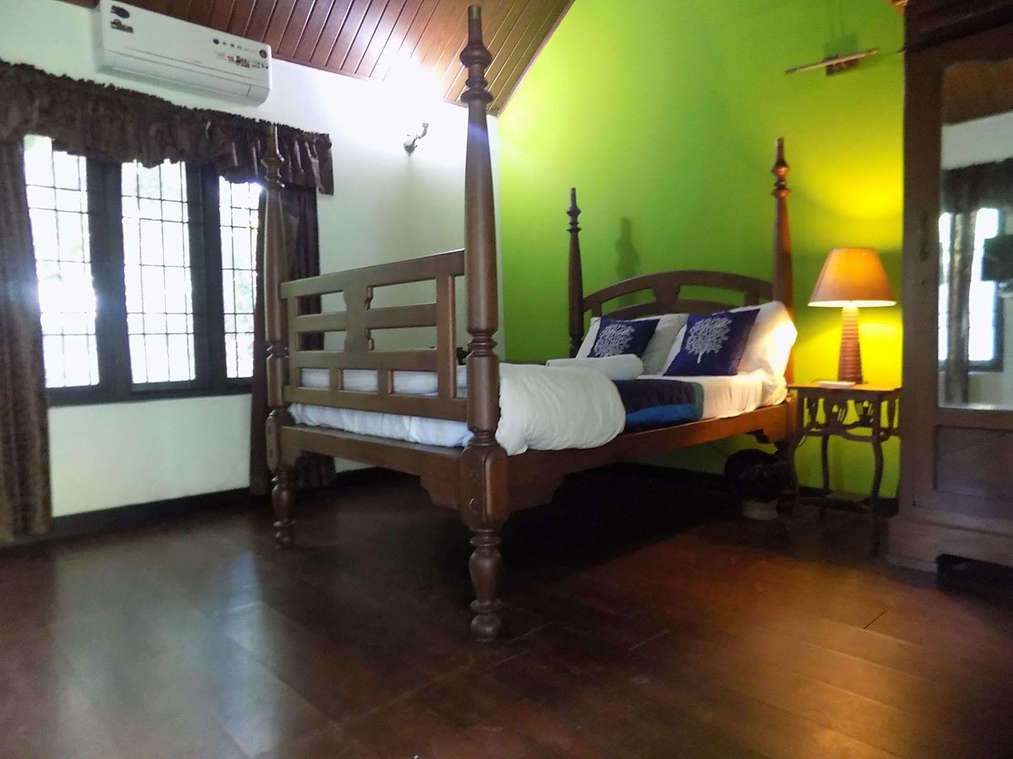 Elphinstone Residency Bed & Breakfast Kochi Bagian luar foto
