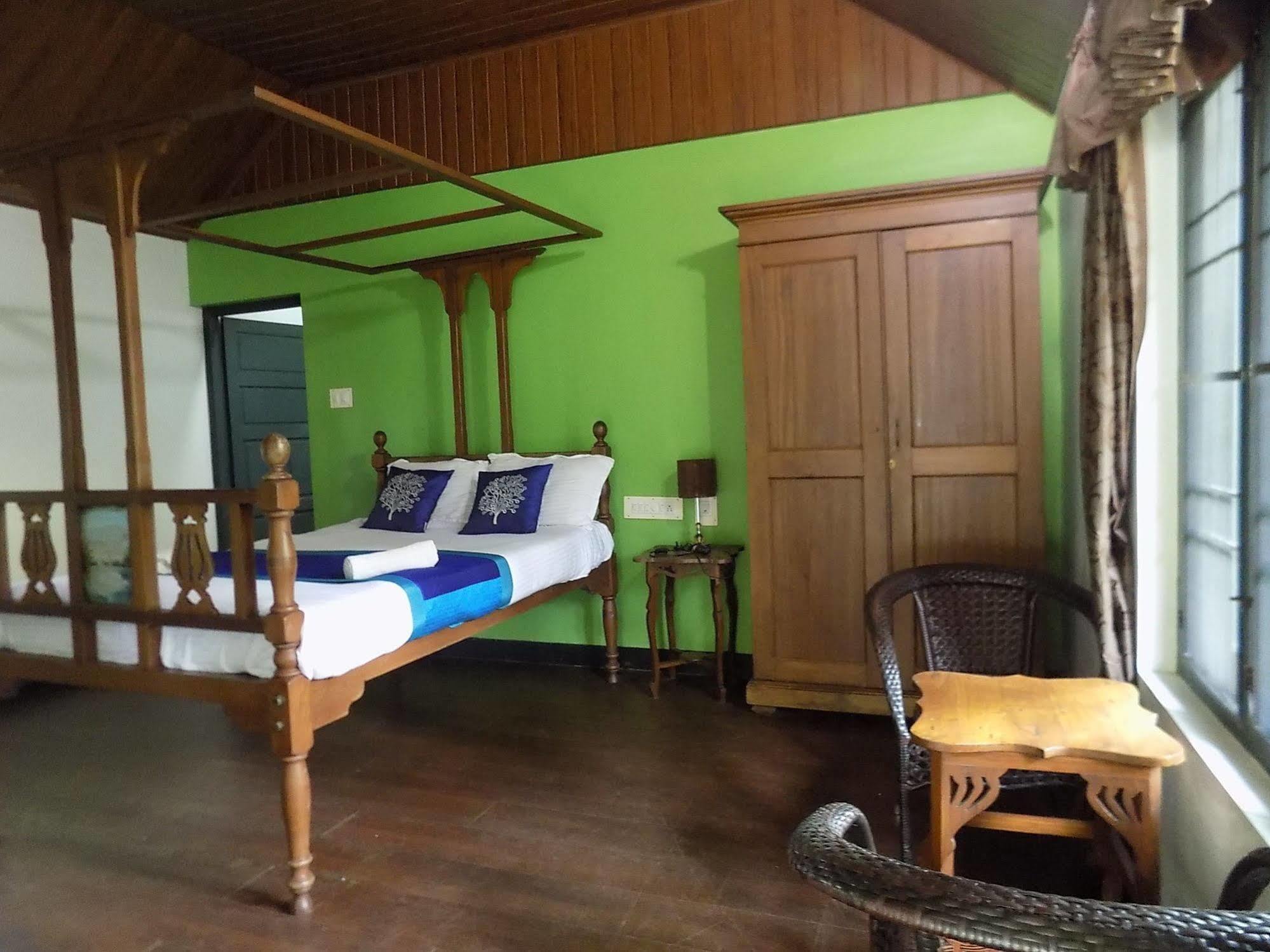 Elphinstone Residency Bed & Breakfast Kochi Bagian luar foto