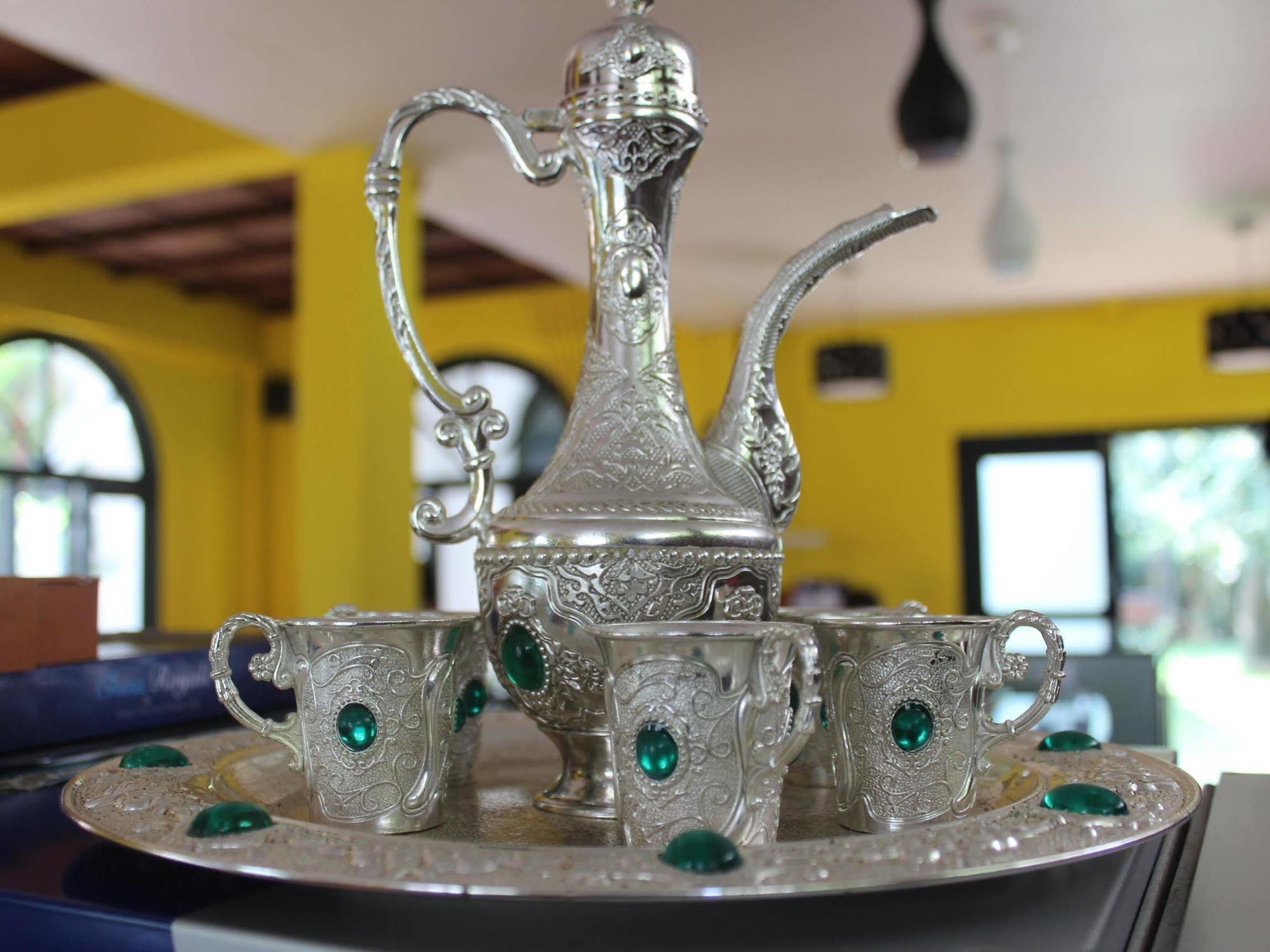 Elphinstone Residency Bed & Breakfast Kochi Bagian luar foto