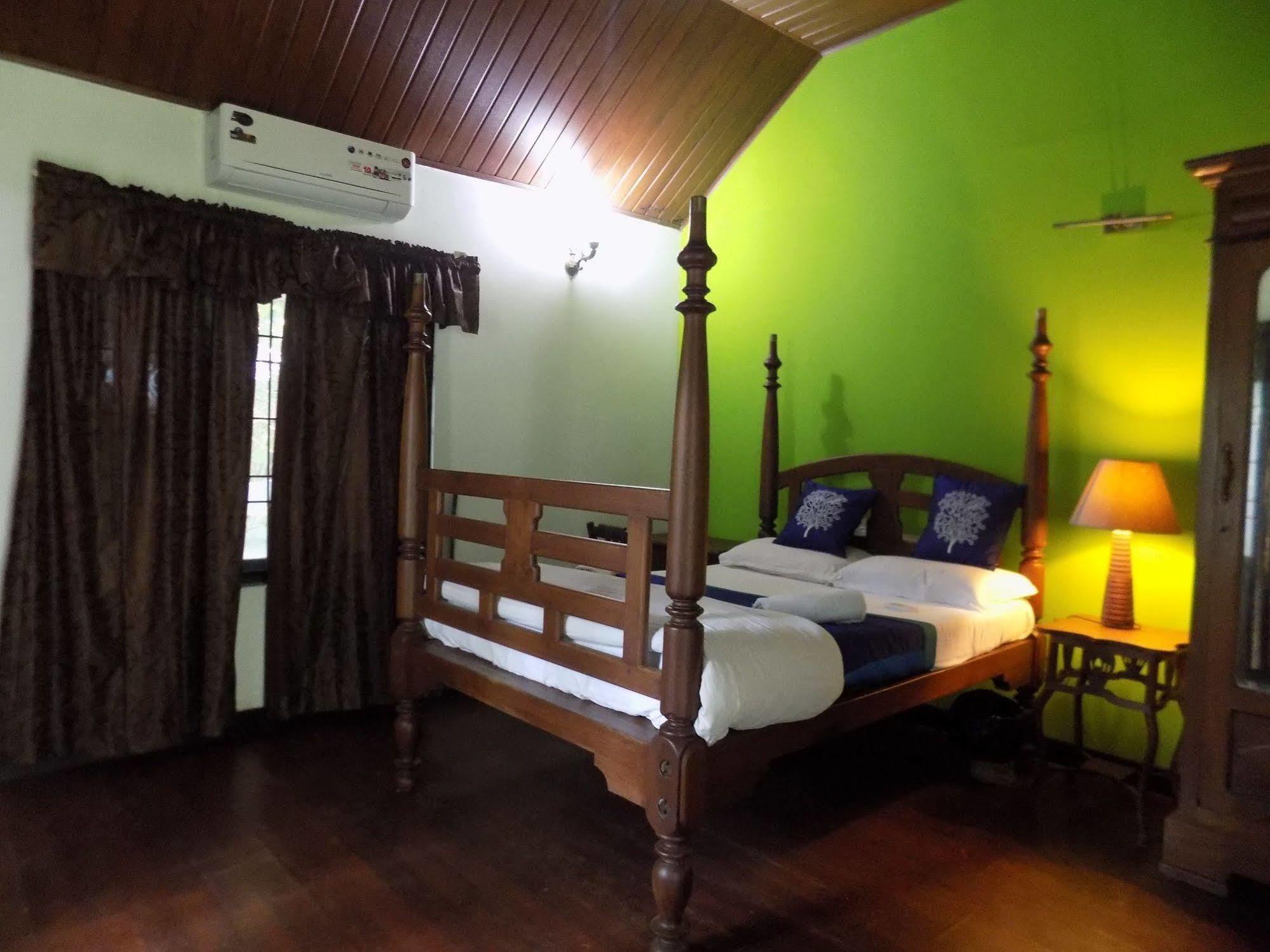 Elphinstone Residency Bed & Breakfast Kochi Bagian luar foto
