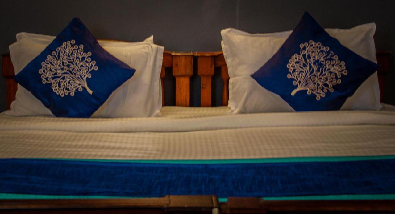 Elphinstone Residency Bed & Breakfast Kochi Bagian luar foto